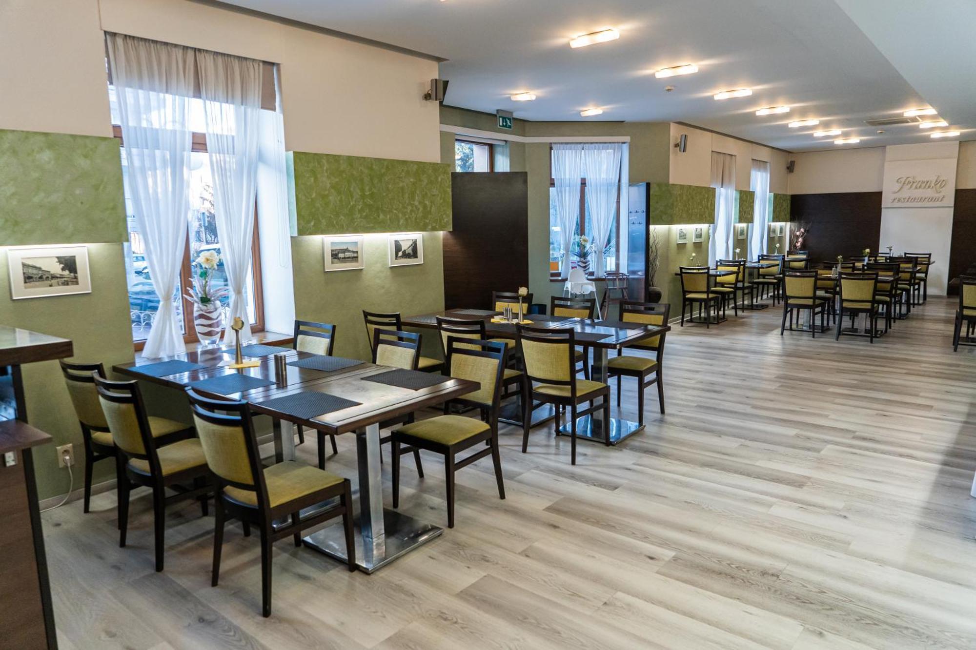 Franko Hotel Zvolen Luaran gambar